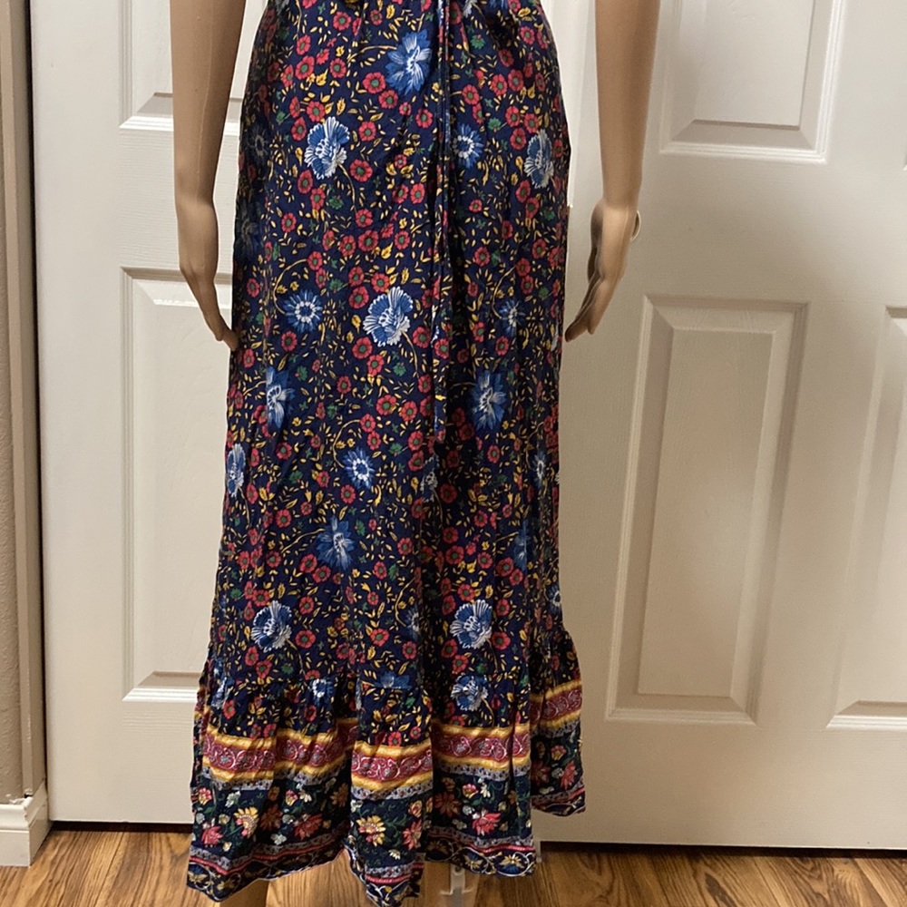 Zesica M Maxi Dress - Picture 4 of 5